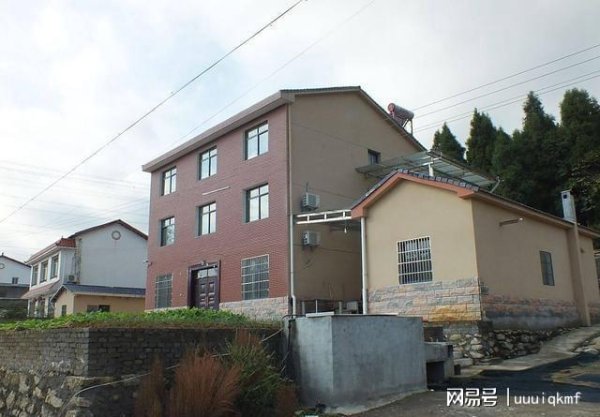 晟红网 农村宅基地补偿真相揭秘，每亩到底拿多少？